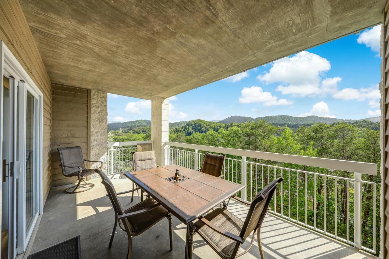 Star Gazing Whispering Pines 644 Apartman Pigeon Forge Kültér fotó