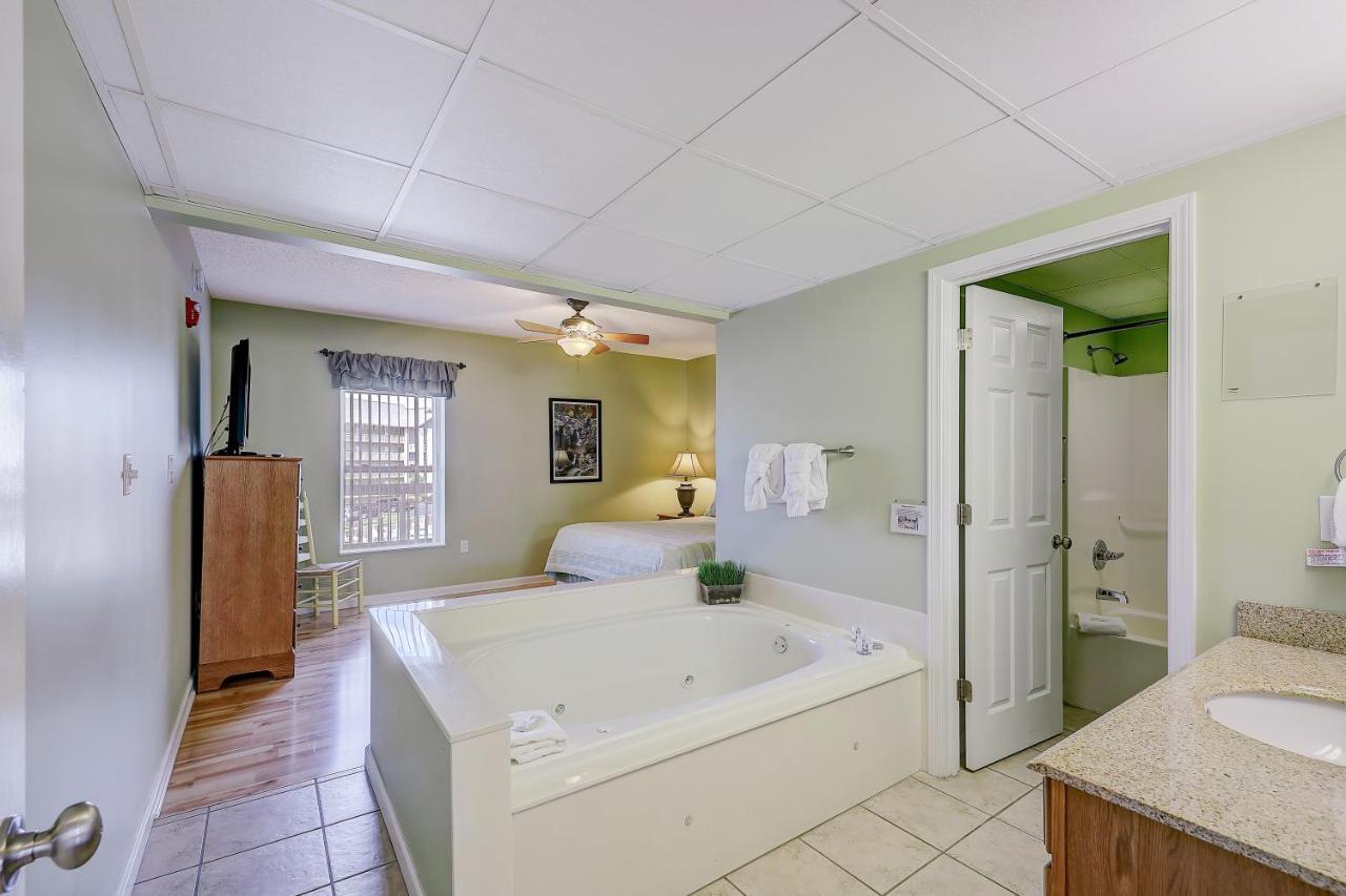 Star Gazing Whispering Pines 644 Apartman Pigeon Forge Kültér fotó
