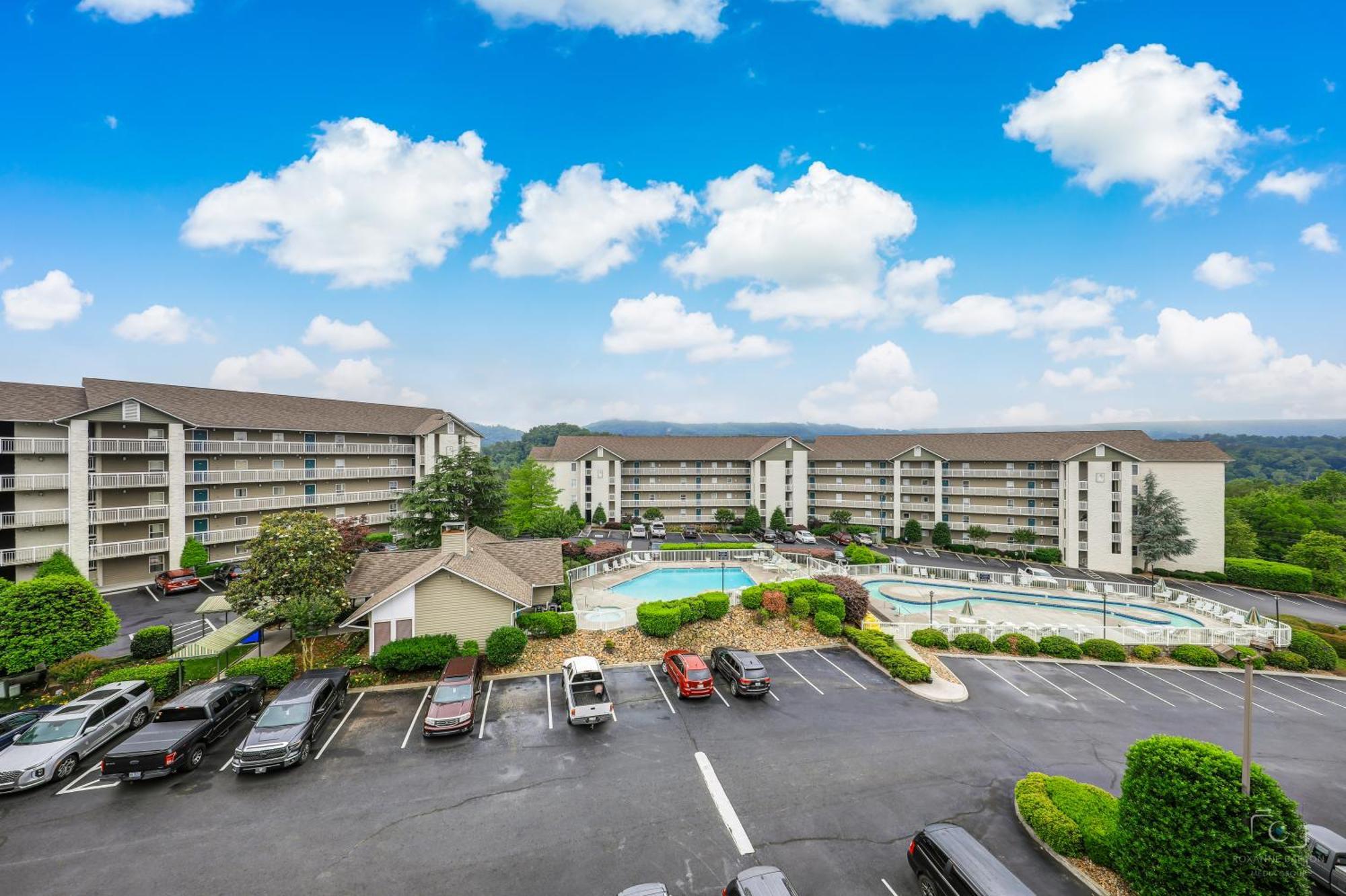 Star Gazing Whispering Pines 644 Apartman Pigeon Forge Kültér fotó