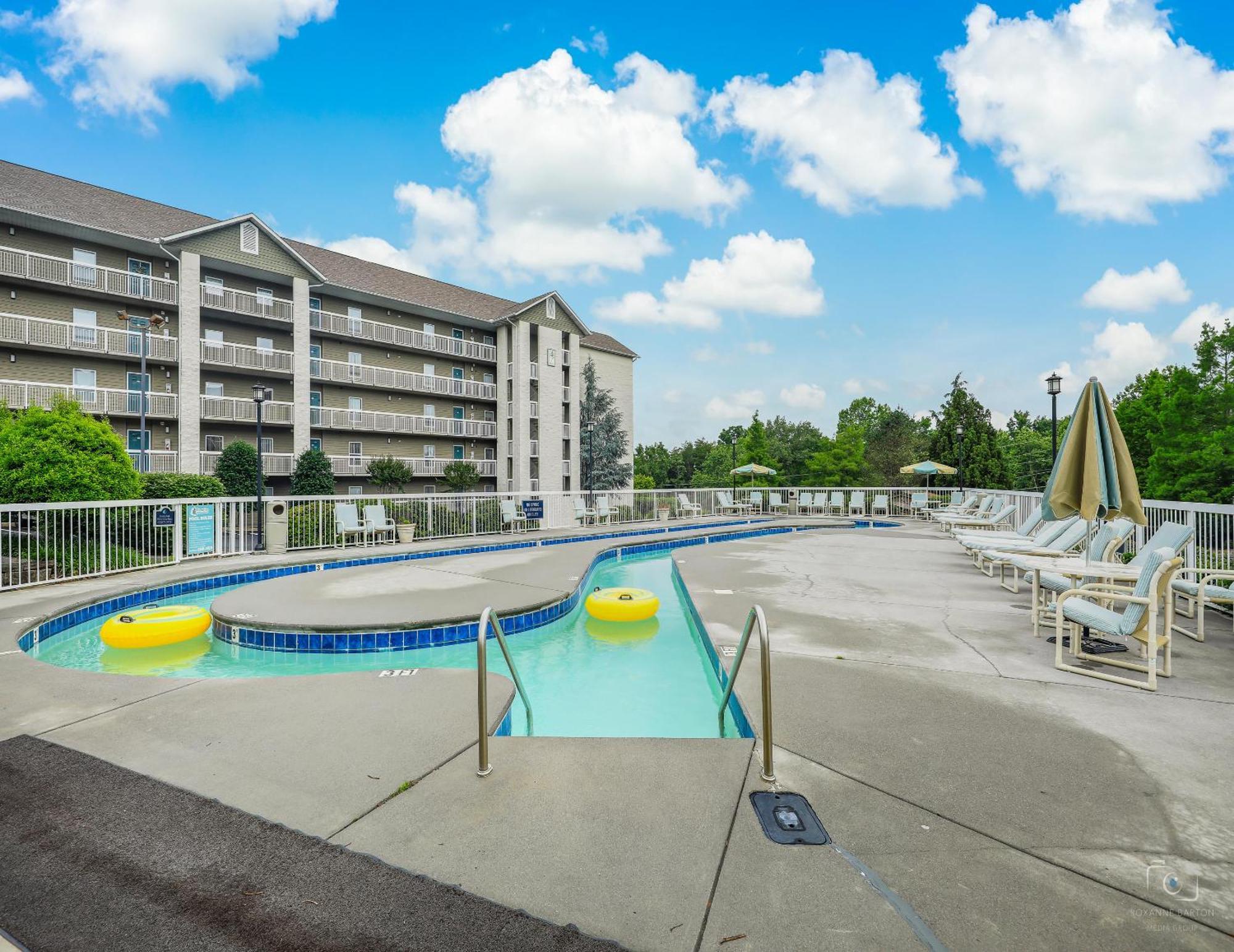 Star Gazing Whispering Pines 644 Apartman Pigeon Forge Kültér fotó